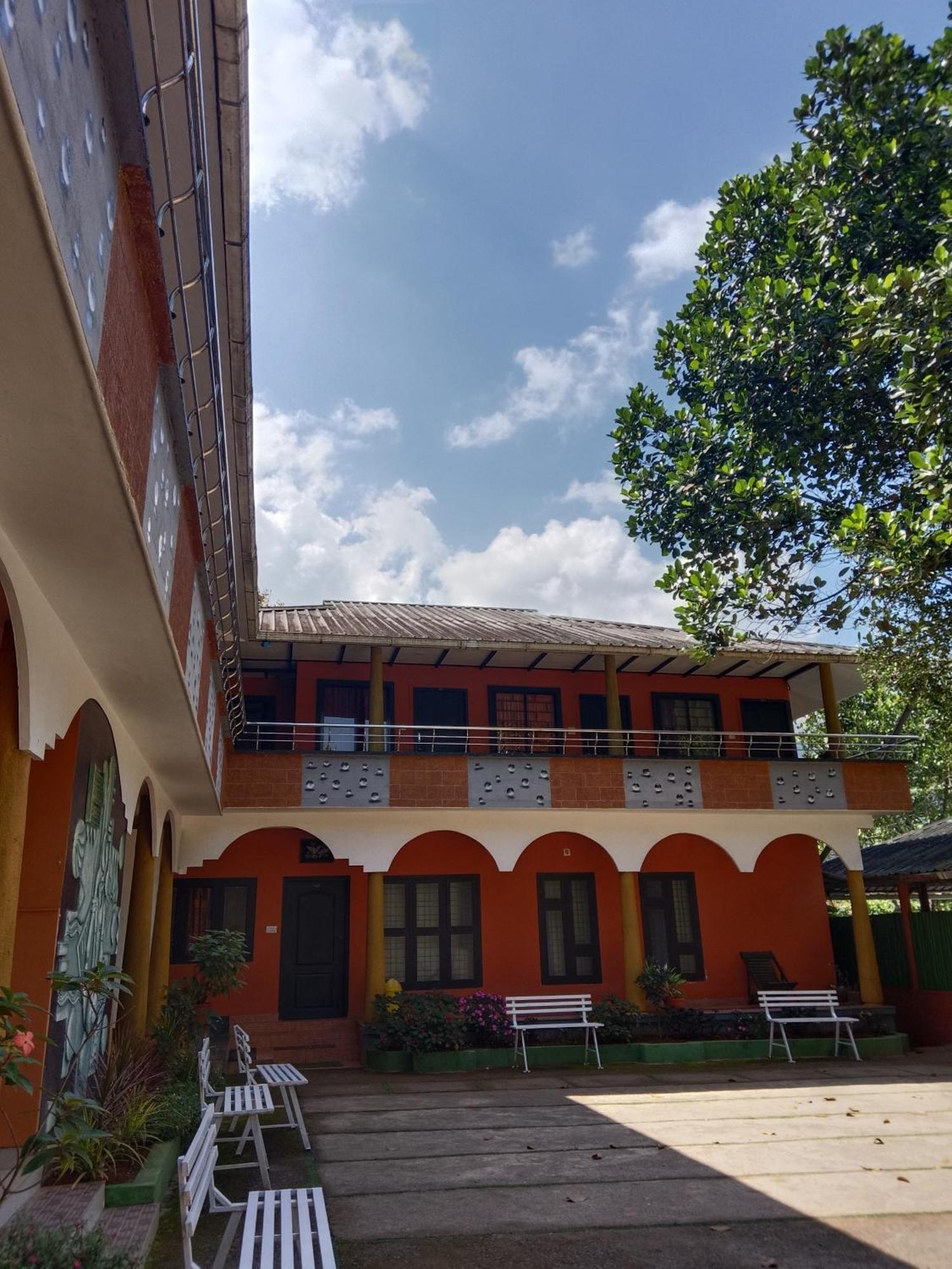 Jungle Valley Ayurvedic Spa Resort Meppadi Exterior photo