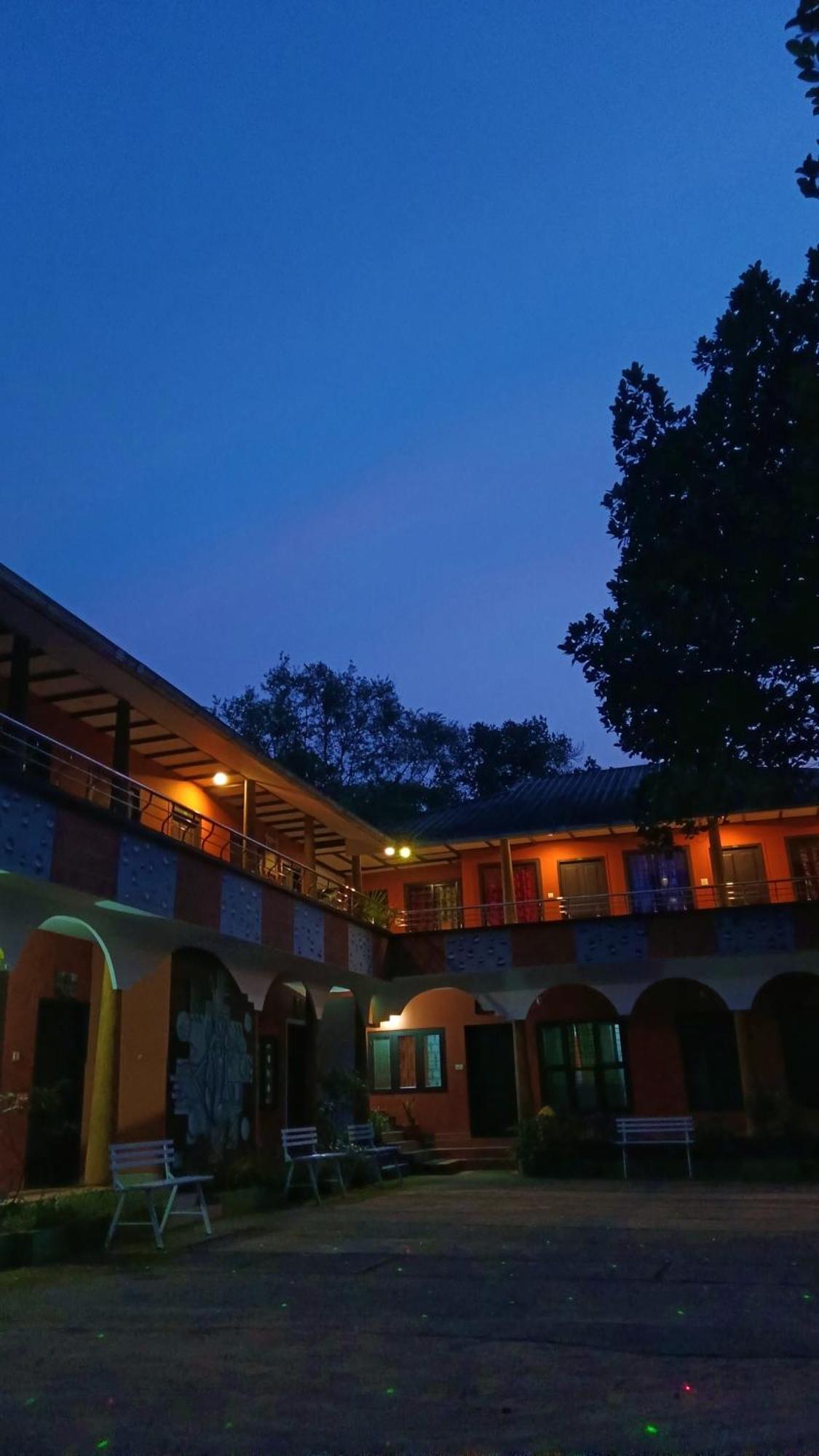 Jungle Valley Ayurvedic Spa Resort Meppadi Exterior photo